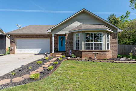 6141 Bingham Ln Maryville, TN 37801