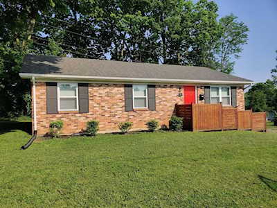 646 Windsor Way Paris, KY 40361