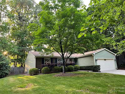 7001 Wooden Rail Ln Mint Hill, NC 28227