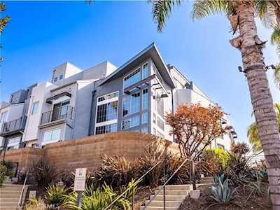 5400 Playa Vista Dr #4 Playa Vista, CA 90094