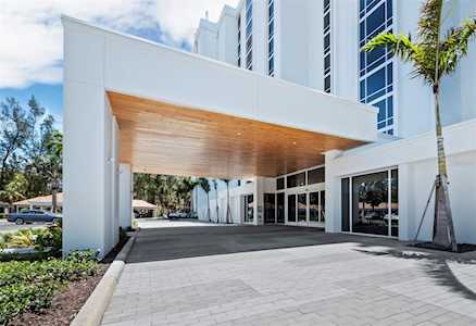 2425 Gulf of Mexico Dr #6A Longboat Key, FL 34228