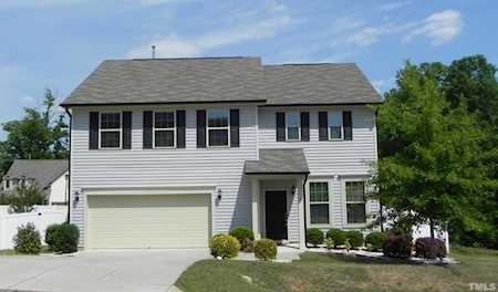 25 Mulberry Banks Drive Clayton, NC 27527