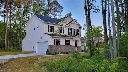 5345 Blackwater Rd Virginia Beach, VA 23457