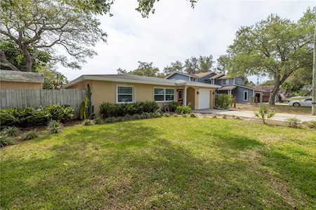 10300 Nina St Seminole, FL 33778