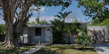 1881 NE 49th Ct Pompano Beach, FL 33064