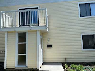 717 Whitesail Dr #717 Schaumburg, IL 60194