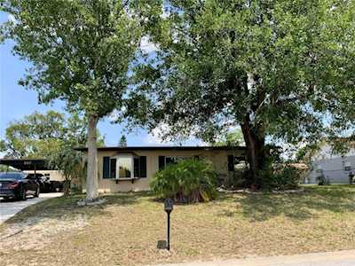 807 Casselberry Dr Lake Wales, FL 33853