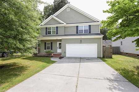 2105 Miller Ave Chesapeake, VA 23320