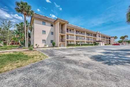 102 Capri Isles Blvd #207 Venice, FL 34292