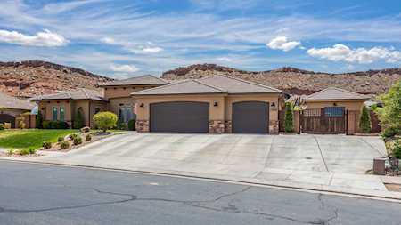 2868 E Auburn DR St George, UT 84790