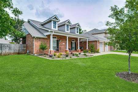 2706 Cliffwood Drive Grapevine, TX 76051