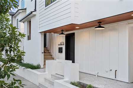 417 1/2 Heliotrope Ave Corona Del Mar, CA 92625