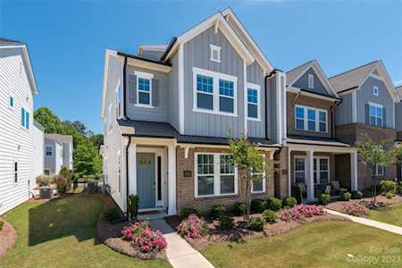 13016 Kornegy Dr Charlotte, NC 28277
