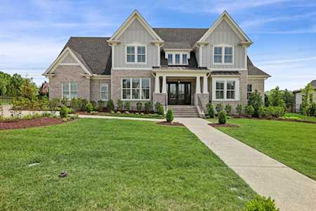 9215 Lehigh Dr Brentwood, TN 37027