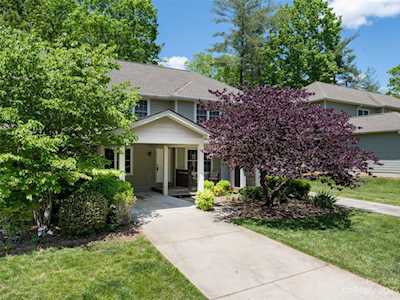 6 Pepperbrush Trl Arden, NC 28704