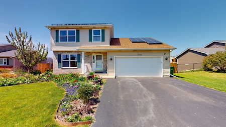 1306 Butterfield Ln Zion, IL 60099