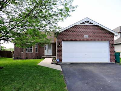 3002 Indian Springs Ct Joliet, IL 60435