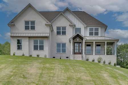 3027 Wedgewood Dr Greenbrier, TN 37073