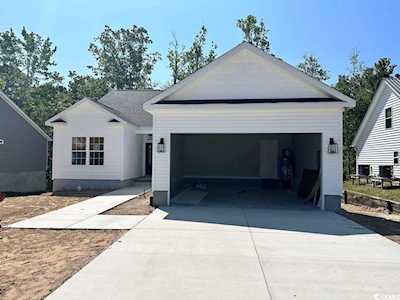 4394 Kinlaw St. Little River, SC 29566