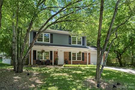 6433 Round Hill Rd Charlotte, NC 28211