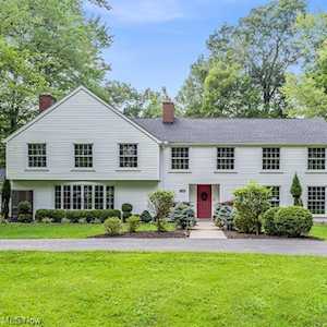 7129 Wilson Mills Rd Gates Mills, OH 44040