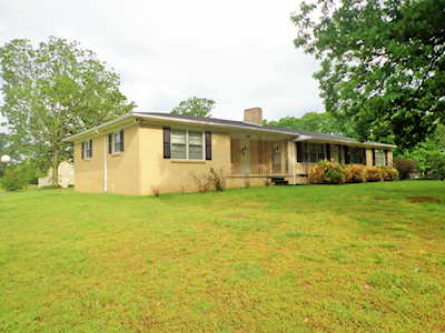 1677 Tennessee Ridge Rd Waverly, TN 37185
