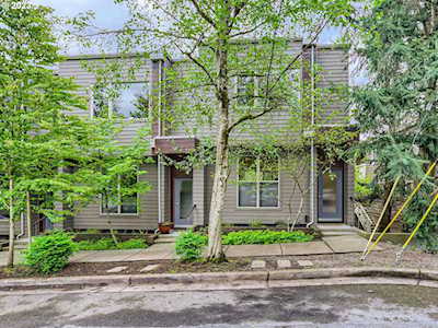 3154 SW Dolph CT #A1 Portland, OR 97219