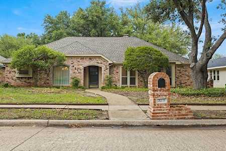3211 Raintree Drive Plano, TX 75074