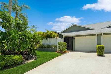 6636 SE Yorktown Drive Hobe Sound, FL 33455