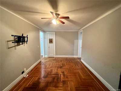 335 E 209th Street #2 Bronx, NY 10467