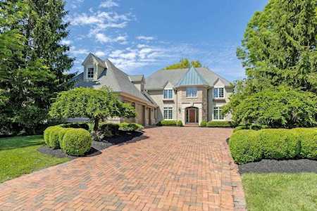 7886 Jonell Square New Albany, OH 43054