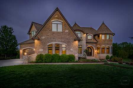 25840 W Prairie Hill Ln Plainfield, IL 60585