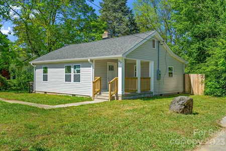 1072 Chandler Dr Rock Hill, SC 29732