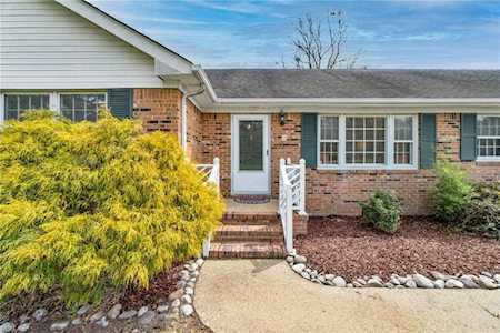 741 Fentress Airfield Rd Chesapeake, VA 23322