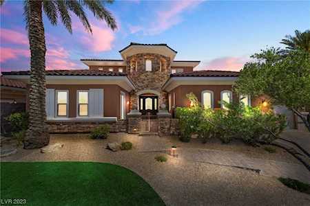 17 Avenida Casatino Henderson, NV 89011