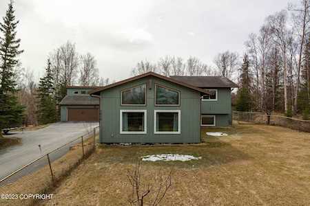2050 E Black Bear Dr Wasilla, AK 99654