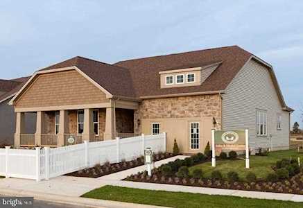 605 Vivaldi Dr Middletown, DE 19709