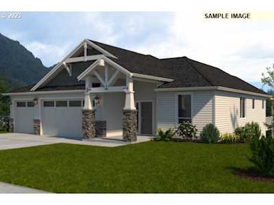 5588 N 91st AVE #122 Camas, WA 98607
