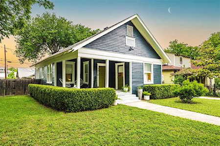 2016 Alston Avenue Fort Worth, TX 76110