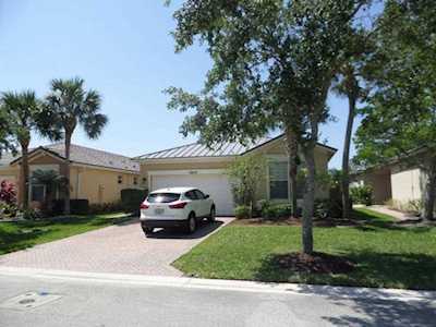 10045 SW Brookgreen Circle Port St Lucie, FL 34987