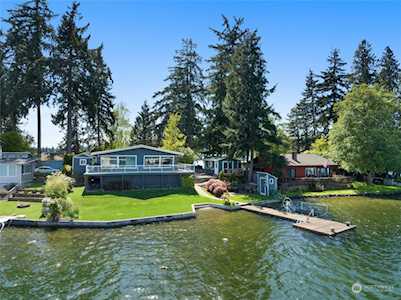 16117 Peninsula Rd Stanwood, WA 98292