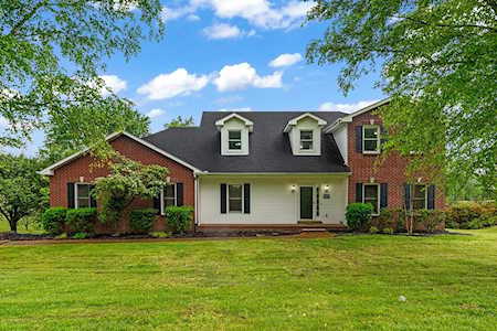 1000 Jo Anne Pt Mount Juliet, TN 37122