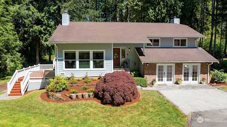 11809 200th Ave NE Redmond, WA 98053