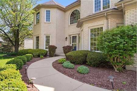 2616 Wendy Dr Naperville, IL 60565
