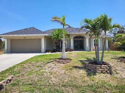 7610 Rosemont Dr Englewood, FL 34224