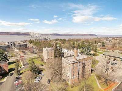 300 S Broadway #4-F Tarrytown, NY 10591
