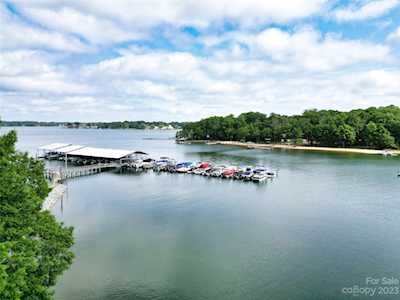 7602 Mariner Cove Dr Cornelius, NC 28031