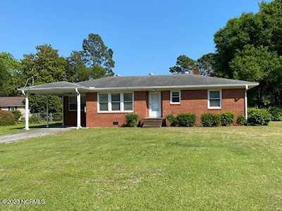 916 Adelaide Drive Wilmington, NC 28412