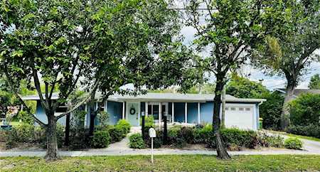 3140 Bay Shore Rd Sarasota, FL 34234