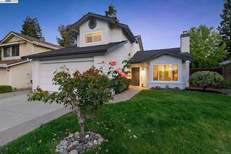 7331 Elmwood Circle Pleasanton, CA 94588